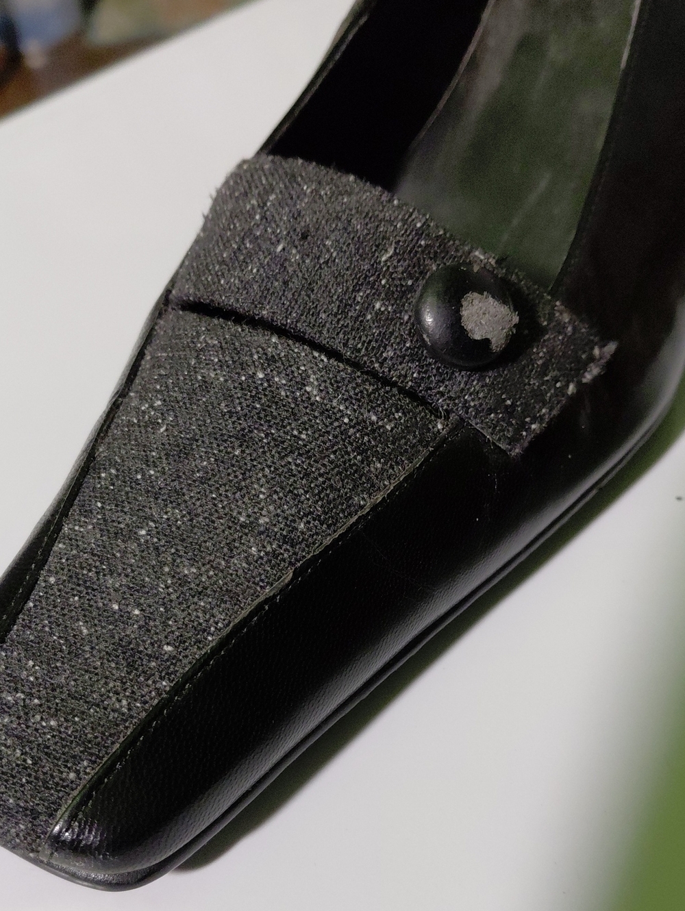 Leslie Fay Black Pointed Toe Pumps - Picture 8 of 8